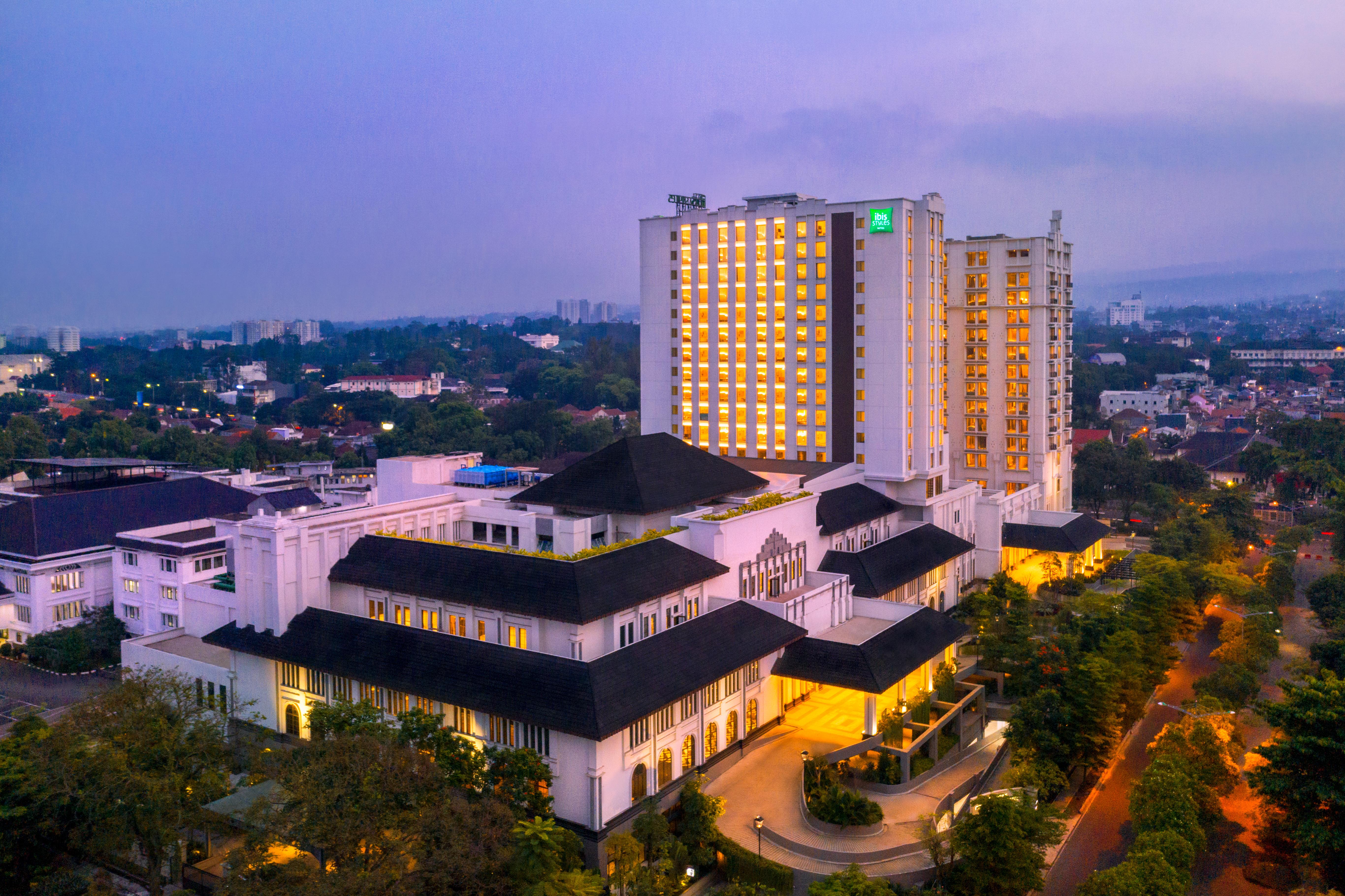 Ibis Styles Bandung Grand Central Eksteriør bilde